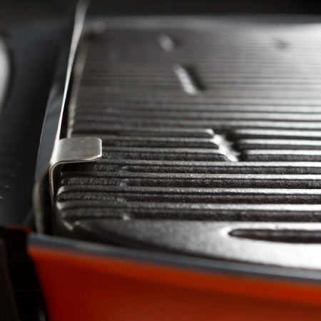 Газовый гриль O-GRILL 800T red + адаптер А 800T_RED от прозводителя O-GRILL